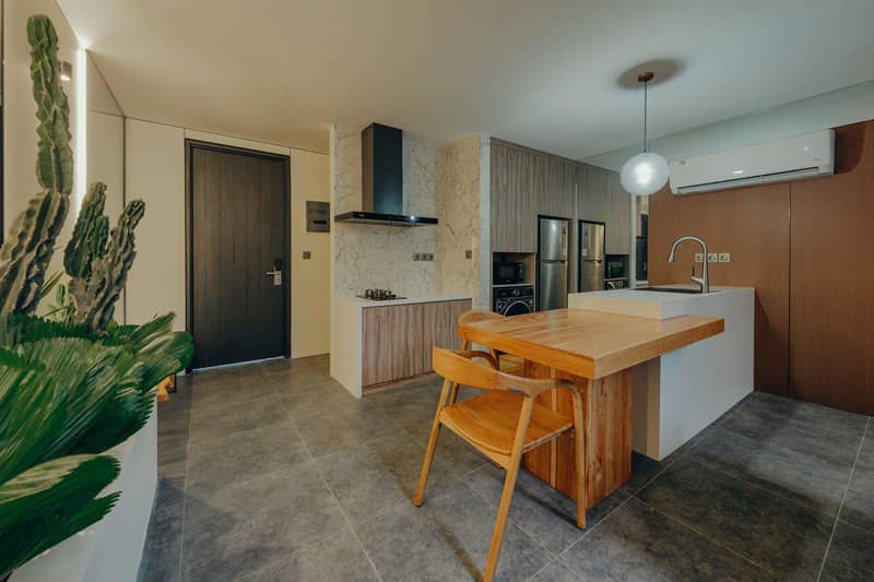 New stylish townhouse complex surrounded by jungle, Gianyar, Bali, Indonesia — photo 4