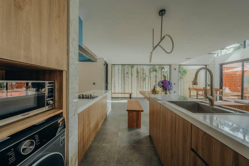 New stylish townhouse complex surrounded by jungle, Gianyar, Bali, Indonesia — photo 29