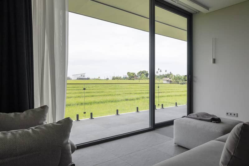 New complex of apartments and villas within walking distance of the beach, Nuanu City, Bali, Indonesia — photo 10
