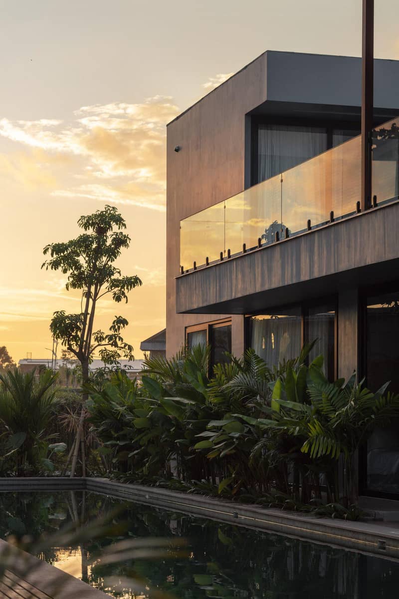 New complex of apartments and villas within walking distance of the beach, Nuanu City, Bali, Indonesia — photo 7