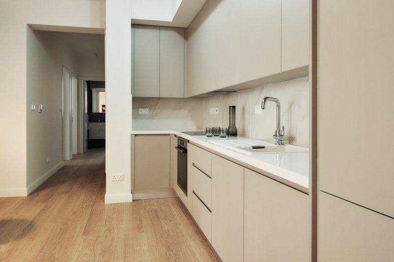 73 new flats in residential complex in Livadia — photo 9