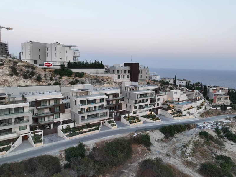 1 new flats in residential complex in Agios Tychonas — photo 2
