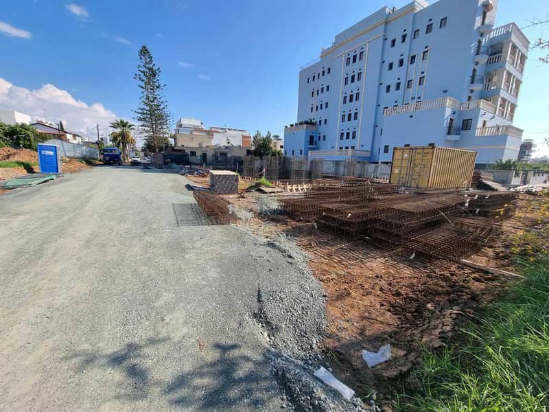 New residence with a swimming pool in a prestigious and quiet area, 500 meters from the beach, Limassol, Cyprus — photo 37