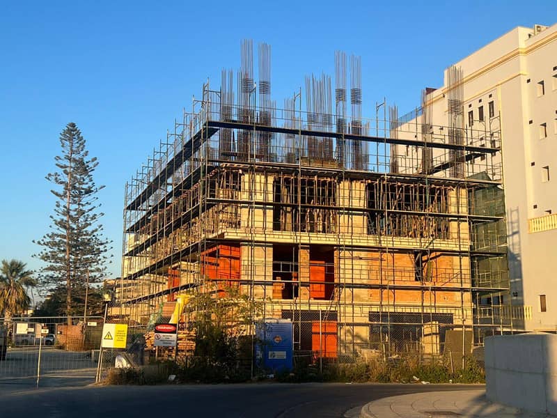 New residence with a swimming pool in a prestigious and quiet area, 500 meters from the beach, Limassol, Cyprus — photo 32