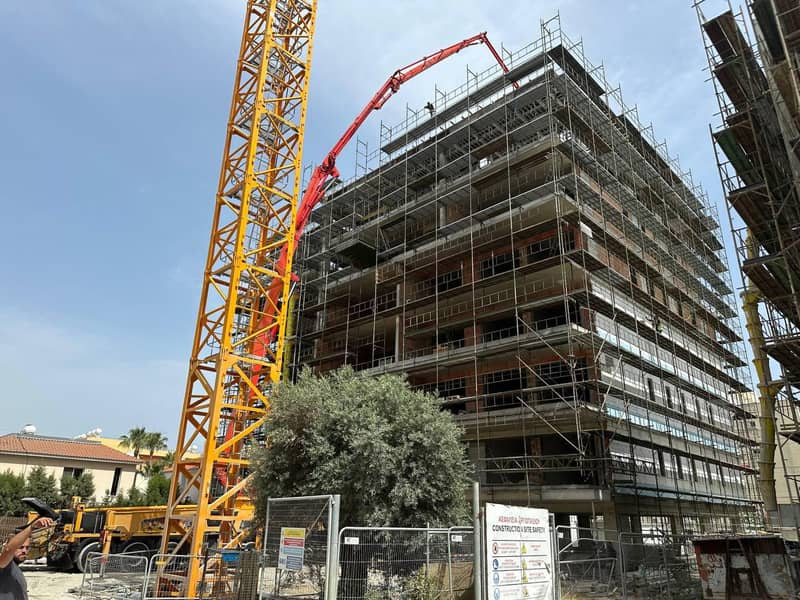New residence with a swimming pool in a quiet and prestigious area, 350 meters from the beach, Limassol, Cyprus — photo 25