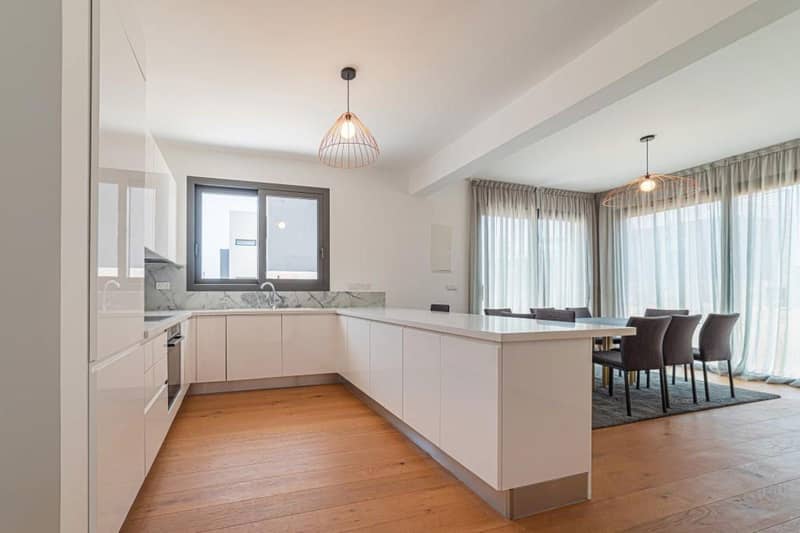 Apartments in a modern residence with a swimming pool and panoramic views in a picturesque area, Limassol, Cyprus — photo 6