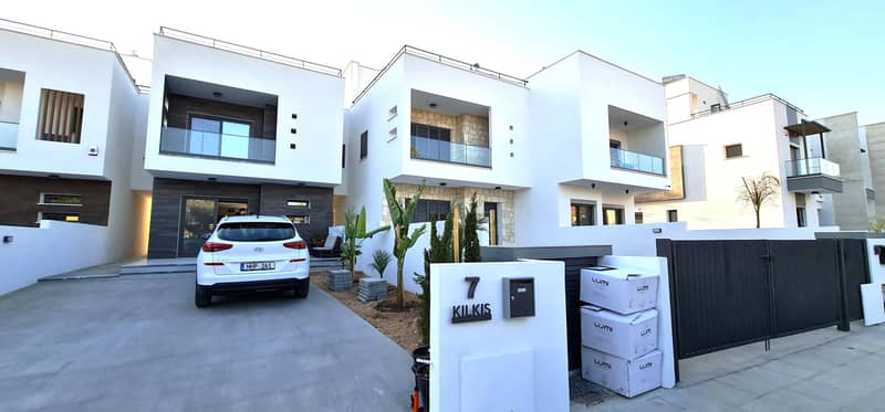 Complex of villa with picturesque views near the beach and the center of Paphos, Chloraka, Cyprus — photo 9