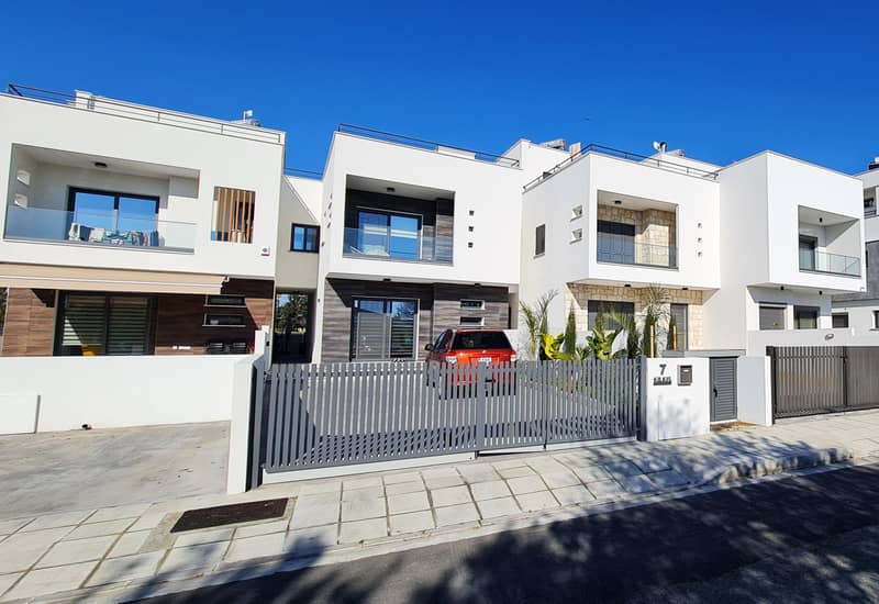 Complex of villa with picturesque views near the beach and the center of Paphos, Chloraka, Cyprus — photo 8