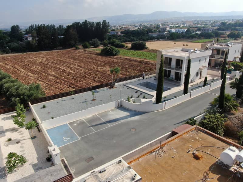 Complex of villa with picturesque views near the beach and the center of Paphos, Chloraka, Cyprus — photo 10