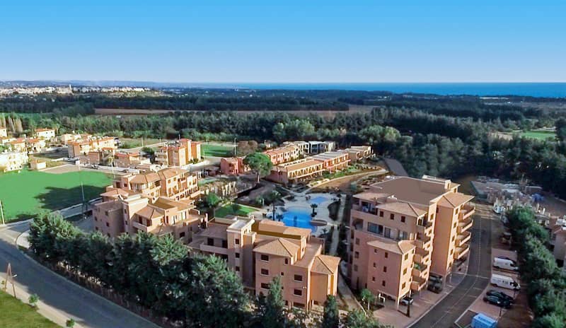 Residence with swimming pools, a spa center and a restaurant, Kato, Cyprus — photo 13
