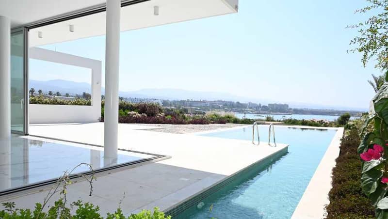 Gated beachfront complex of villas, Coral Bay, Cyprus — photo 11