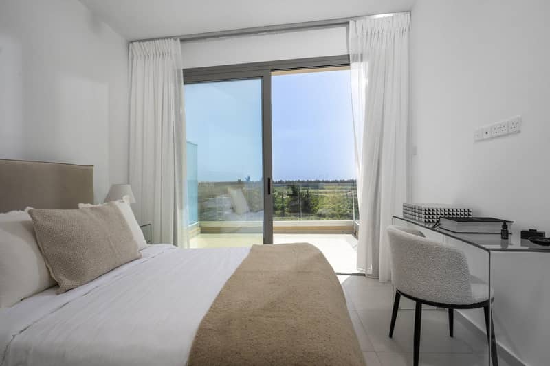 Gated community with swimming pools and gardens near the coast and golf club, Limassol, Cyprus — photo 15