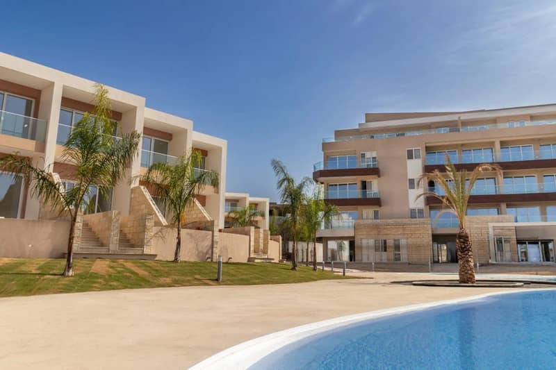 Luxury apartments and villas in a gated residence with swimming pools, Chloraka, Cyprus — photo 3
