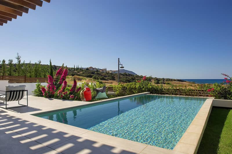 Luxury front line villas in elite beach complex, Polis, Cyprus — photo 4