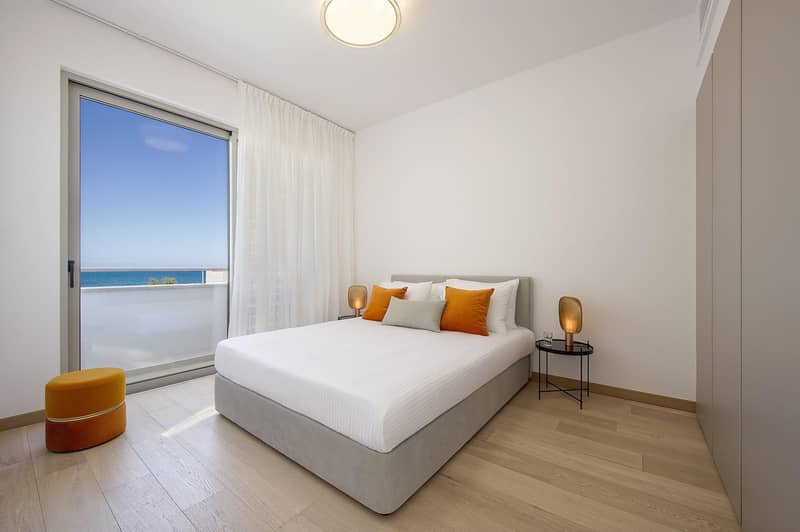 Luxury front line villas in elite beach complex, Polis, Cyprus — photo 10