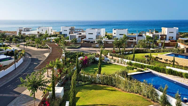 Luxury front line villas in elite beach complex, Polis, Cyprus — photo 13