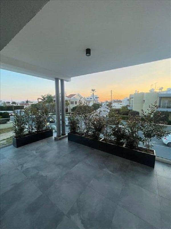Residence with a parking in a prestigious area of Limassol, Cyprus — photo 13