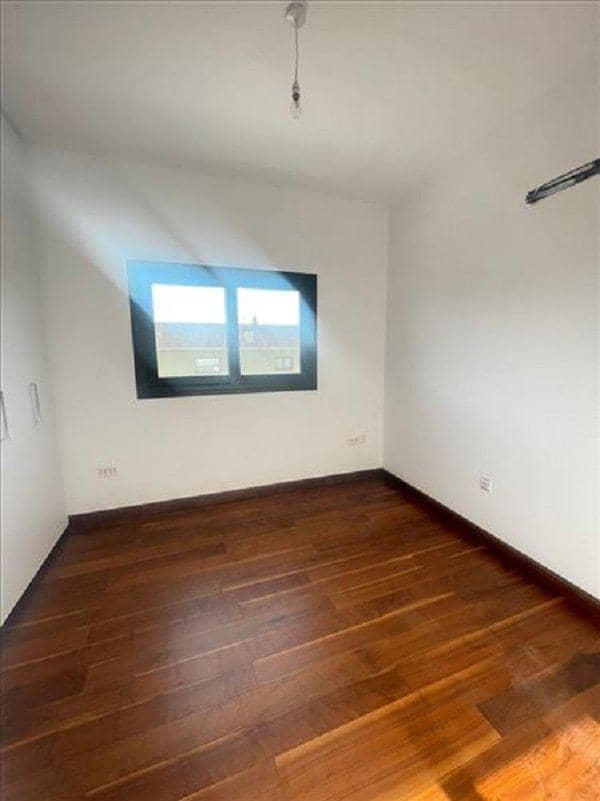 Residence with a parking in a prestigious area of Limassol, Cyprus — photo 9