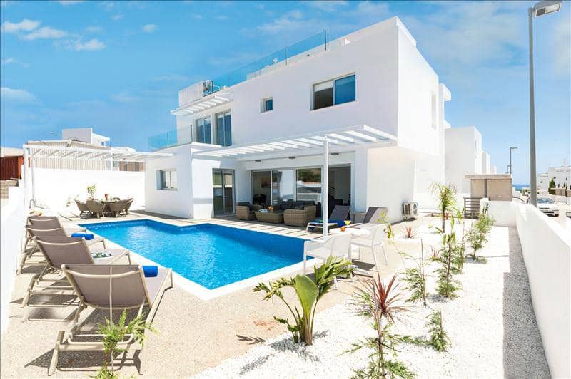 Complex of villas with swimming pools and a panoramic view, Ayia Napa, Cyprus — photo 2