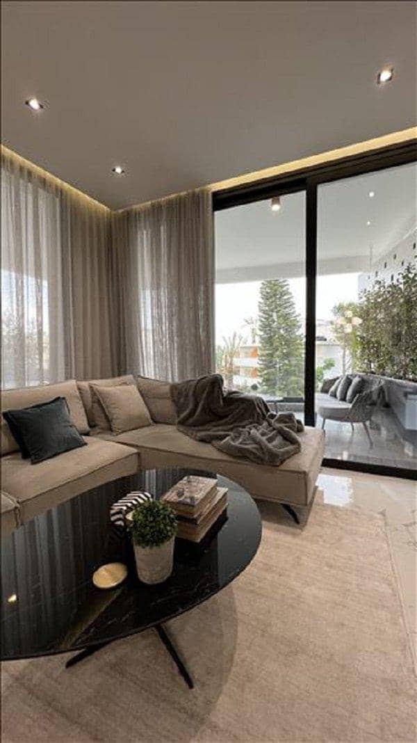 Premium residence with a swimming pool, Germasogeia, Cyprus — photo 2