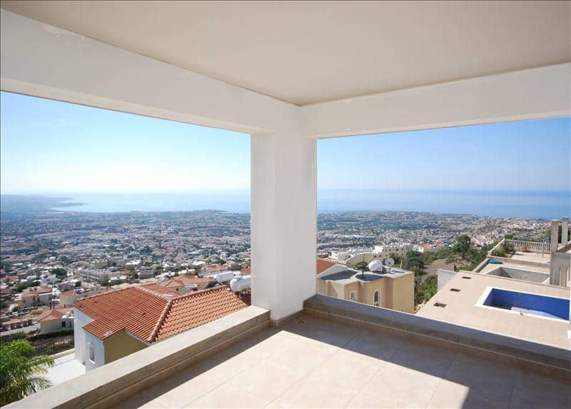 Complex of villas with swimming pools close to the beach, Peyia, Cyprus — photo 7