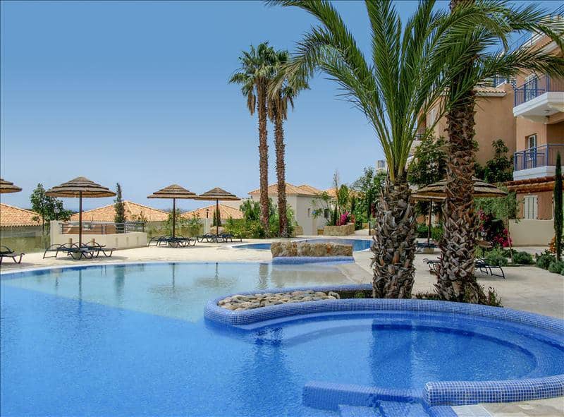 Residence with swimming pools close to the airport, the beach and the center of Geroskipou, Cyprus — photo 2