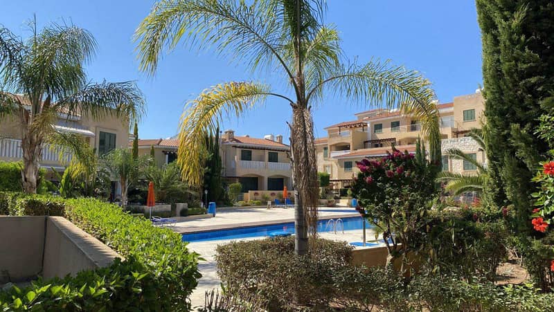 Complex of townhouses with swimming pools, Polis, Cyprus — photo 12