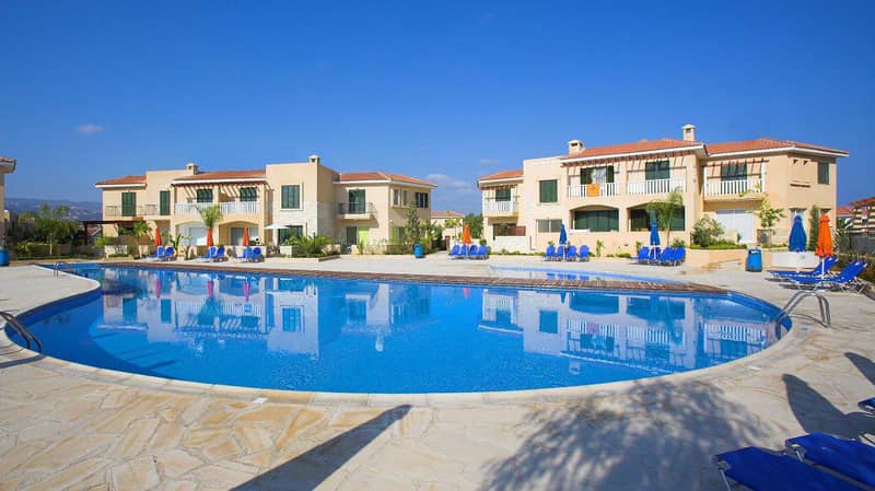 Complex of townhouses with swimming pools, Polis, Cyprus — photo 2