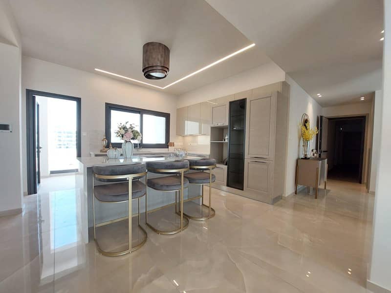 Gated residence with green areas in a prestigious area, in the center of Limassol, Cyprus — photo 7