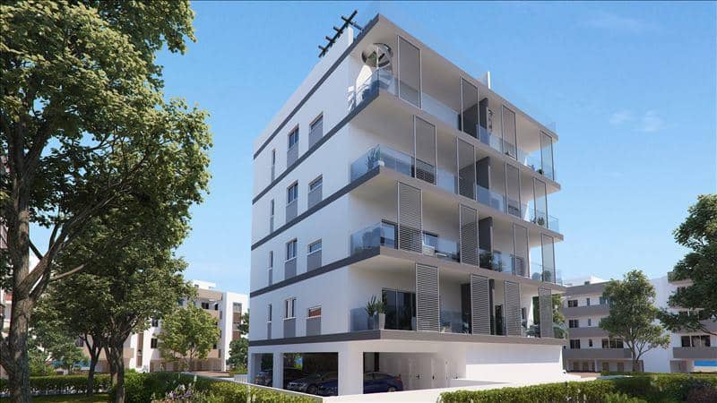 New low-rise residence at 100 meters from the sea, in the commercial center of Limassol, Cyprus — photo 5