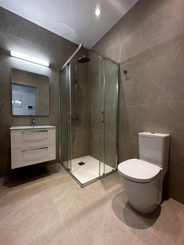 Modern residence with a parking in a quiet area, Limassol, Cyprus — photo 6