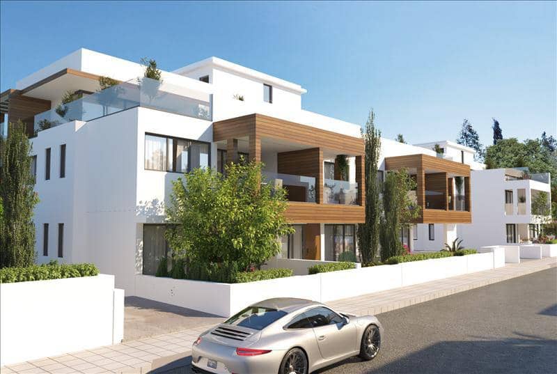 Gated residential complex with a swimming pool and a kids' playground, Larnaca, Cyprus — photo 3