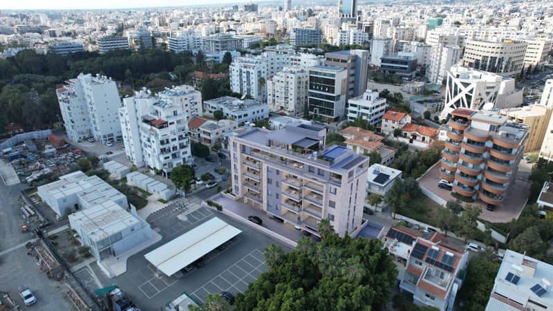 13 new flats in residential complex in Neapolis — photo 2