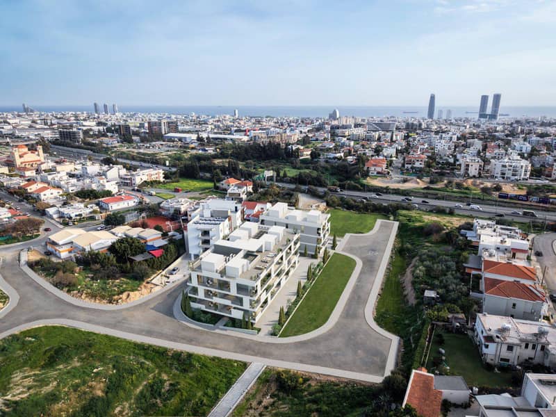 11 new objects in residential complex in Agios Athanasios (Cyprus) — photo 3