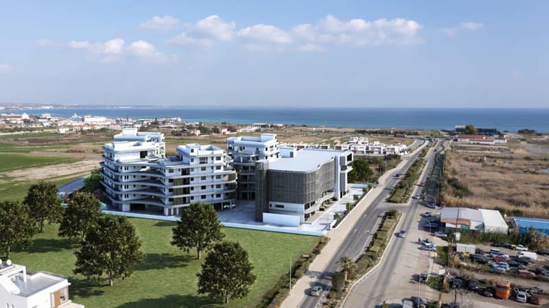 4 new flats in residential complex in Livadia — photo 3