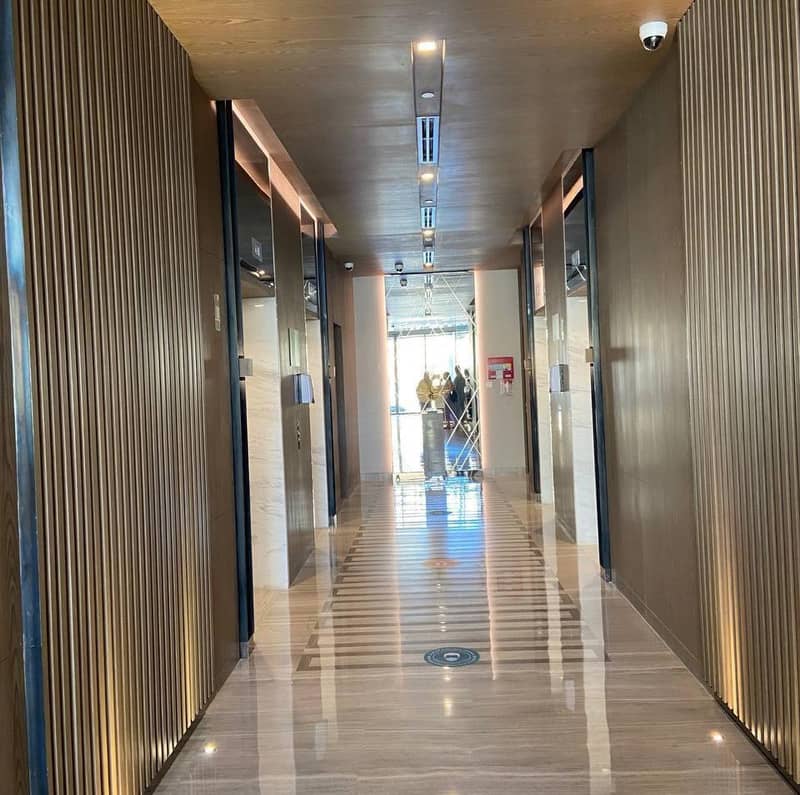Готовые квартиры LIV Residence для получения резидентской визы, недалеко от моря и пляжа, с видом на гавань Dubai Marina, Дубай, ОАЭ — фото 13