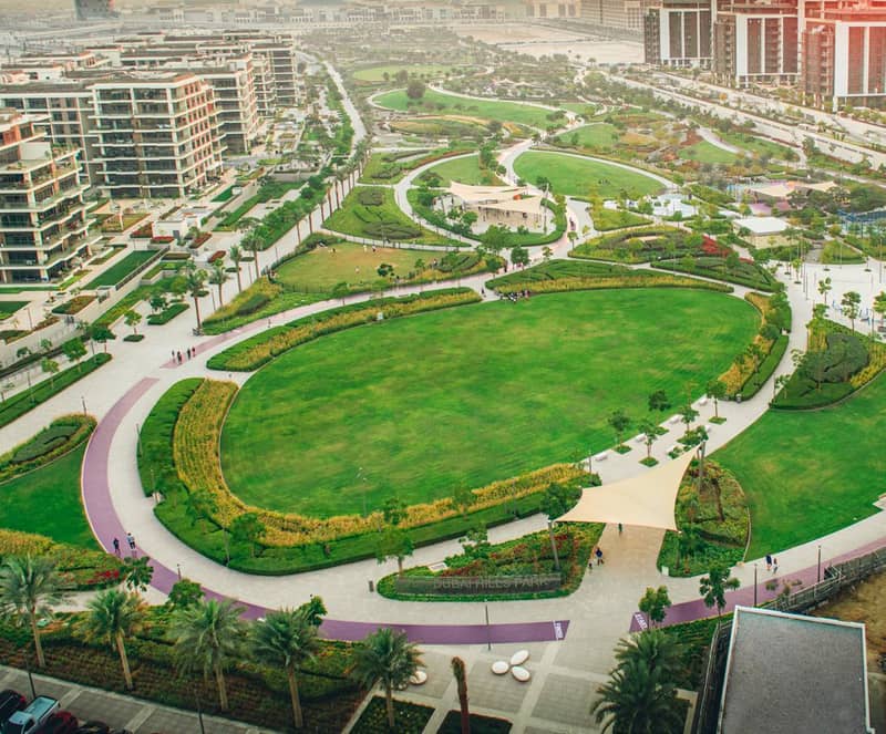 New apartments with views of a large park in a complex Lime Gardens, close to the business and tourist areas in Dubai Hills Estate, UAE — photo 12