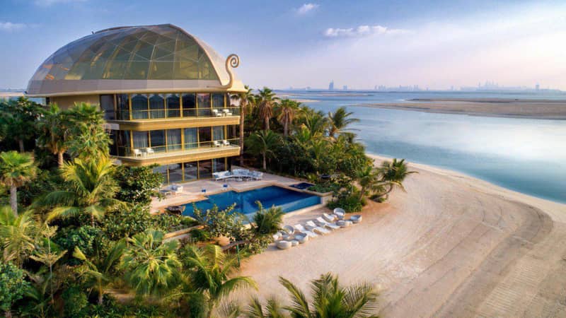 Sweden Beach Palace — scandinavian-style villas by Kleindienst with a private beach area in The World Islands, Dubai — photo 4