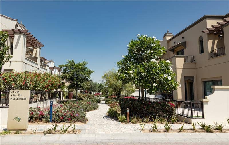 Закрытая резиденция Mushrif Village с бассейнами, садами и клубом, Mirdif, Дубай, ОАЭ — фото 16
