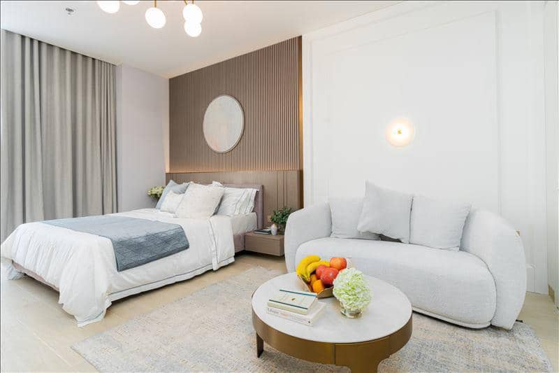 Новая резиденция Q Gardens Loft с бассейном и кинотеатром в районе JVC, в центре Дубая, ОАЭ — фото 3