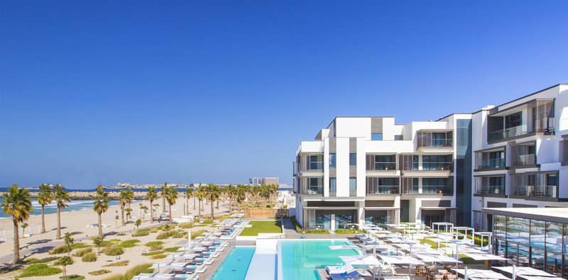Современная резиденция на берегу моря Nikki Beach с собственным пляжем и отелем, Pearl Jumeirah, Дубай, ОАЭ — фото 10