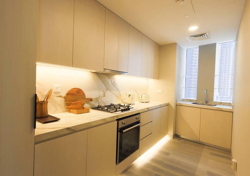 Marina Star Residence with a swimming pool and panoramic views in the heart of Dubai Marina, Dubai, UAE — photo 8