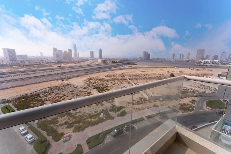 154 new flats in residential complex UniEstate Sports Tower in Dubai Sports City — photo 5