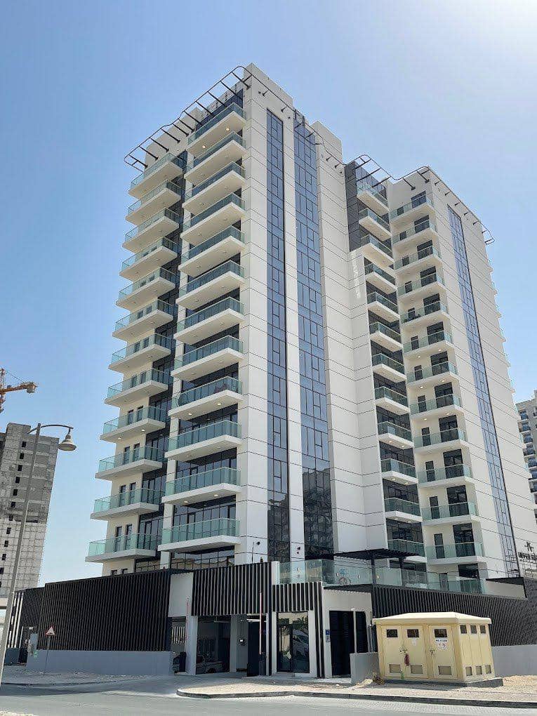 103 new flats in residential complex PG Upper House in Al Furjan — photo 2