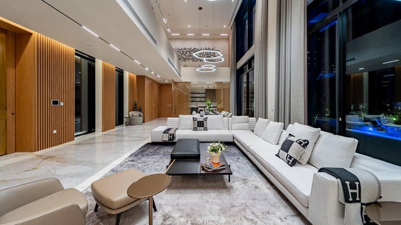 Furnished villa R9 Mansion with a swimming pool and a garden, Al Barari, Dubai, UAE — photo 3