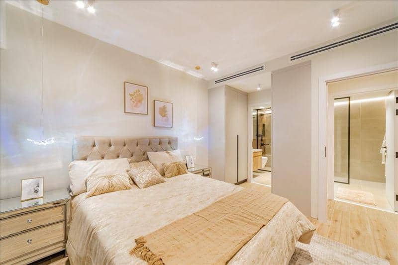 Новый комплекс Lucky Royale Residence с бассейнами, зонами коворкинга и садом, JVC, Дубай, ОАЭ — фото 7