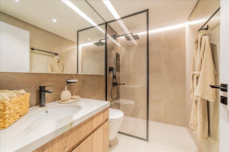 Новый комплекс Lucky Royale Residence с бассейнами, зонами коворкинга и садом, JVC, Дубай, ОАЭ — фото 10