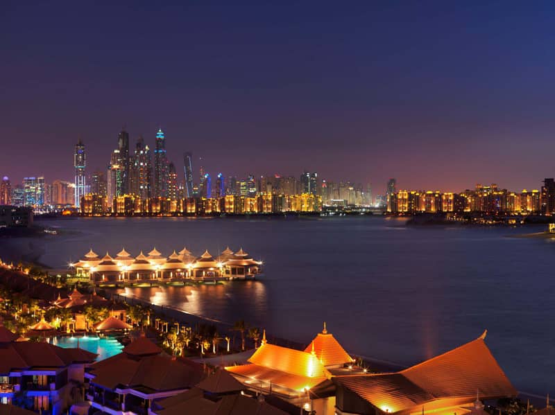 Luxury penthouses in a prestigious beachfront complex, Palm Jumeirah, Dubai, UAE — photo 16