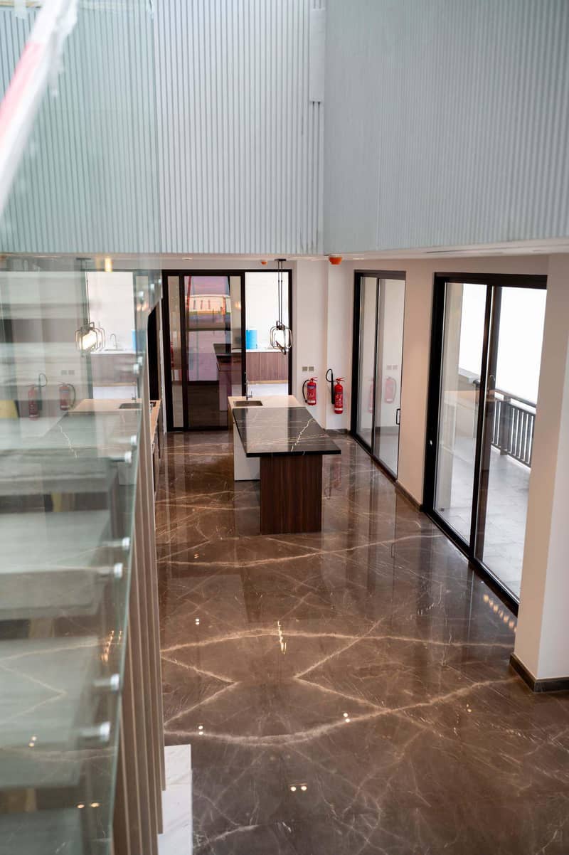 Luxury penthouses in a prestigious beachfront complex, Palm Jumeirah, Dubai, UAE — photo 25