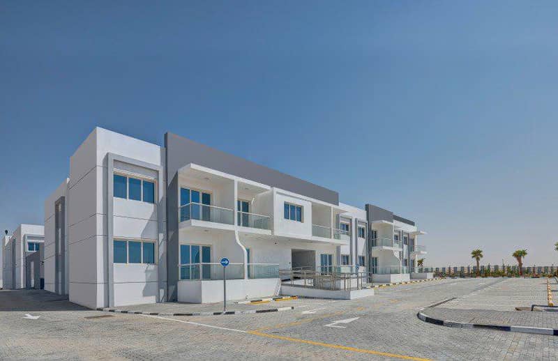 Жилой комплекс Dezire с бассейном и зелеными зонами, Dubai Industrial City, Дубай, ОАЭ — фото 2
